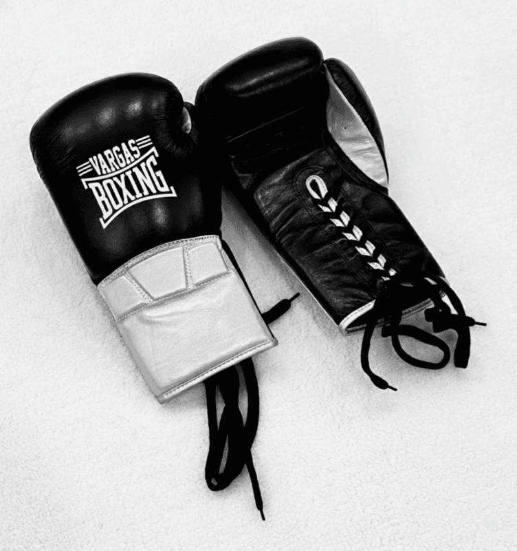 Lace-Up Gloves (Black)